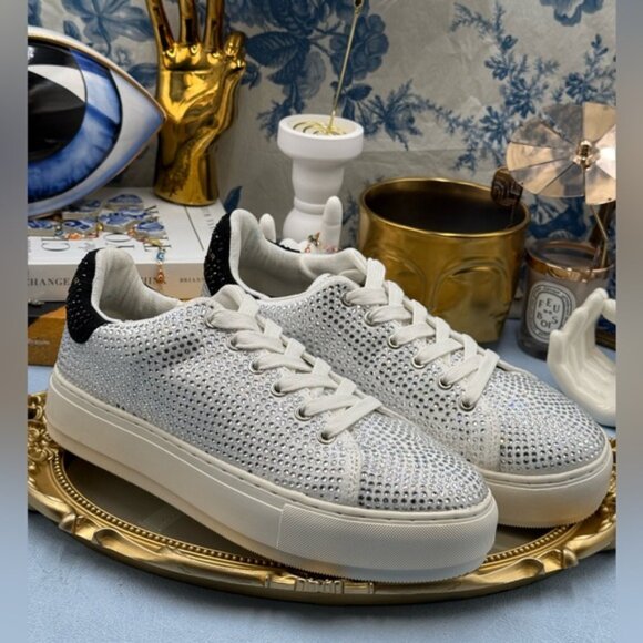 🆕 KURT GEIGER LONDON 🧿 NWOT Laney Silver Crystal Low Top Sneaker, Sz 39 US 8.5 - Picture 8 of 16